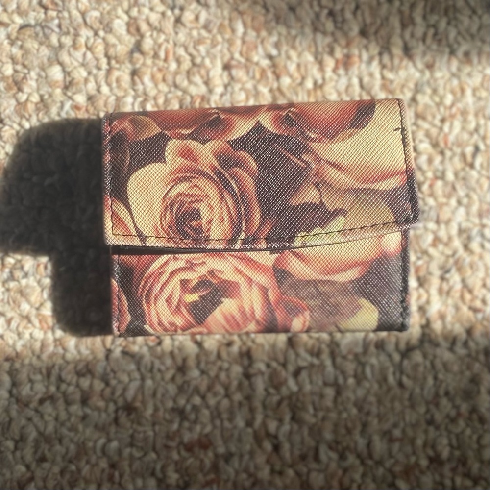 Floral trifold wallet